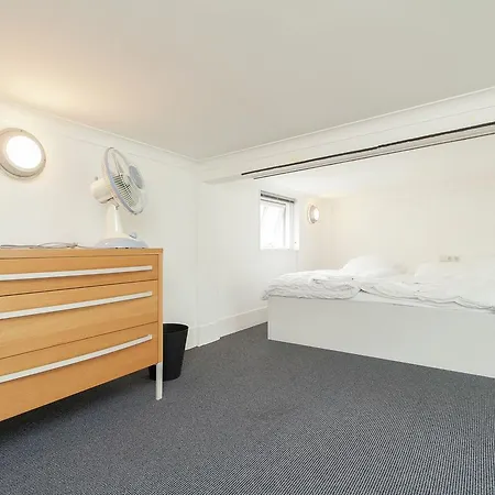 Modern Apartment In Bergen North Holland With Privte Garden