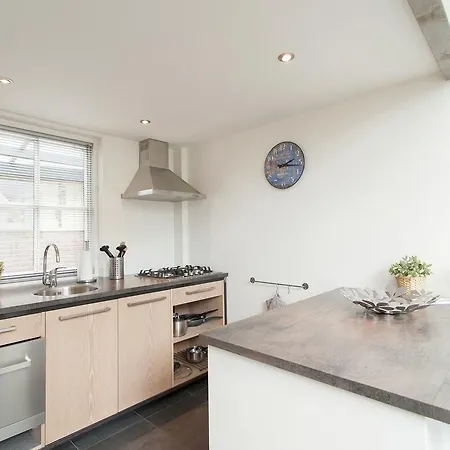 Apartament Modern Apartment In Bergen North Holland With Privte Garden Bergen